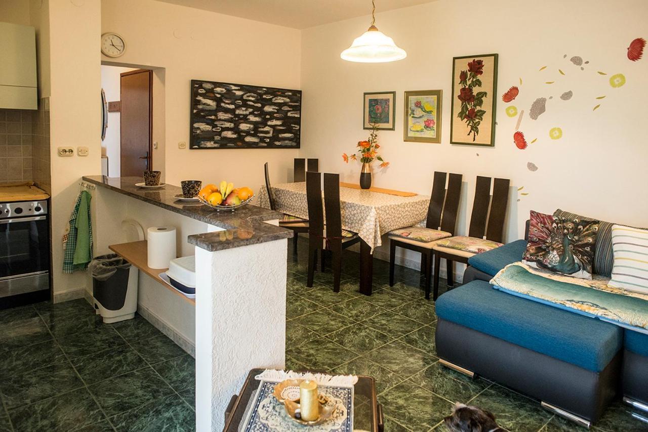 Apartment Lori Fažana Dış mekan fotoğraf