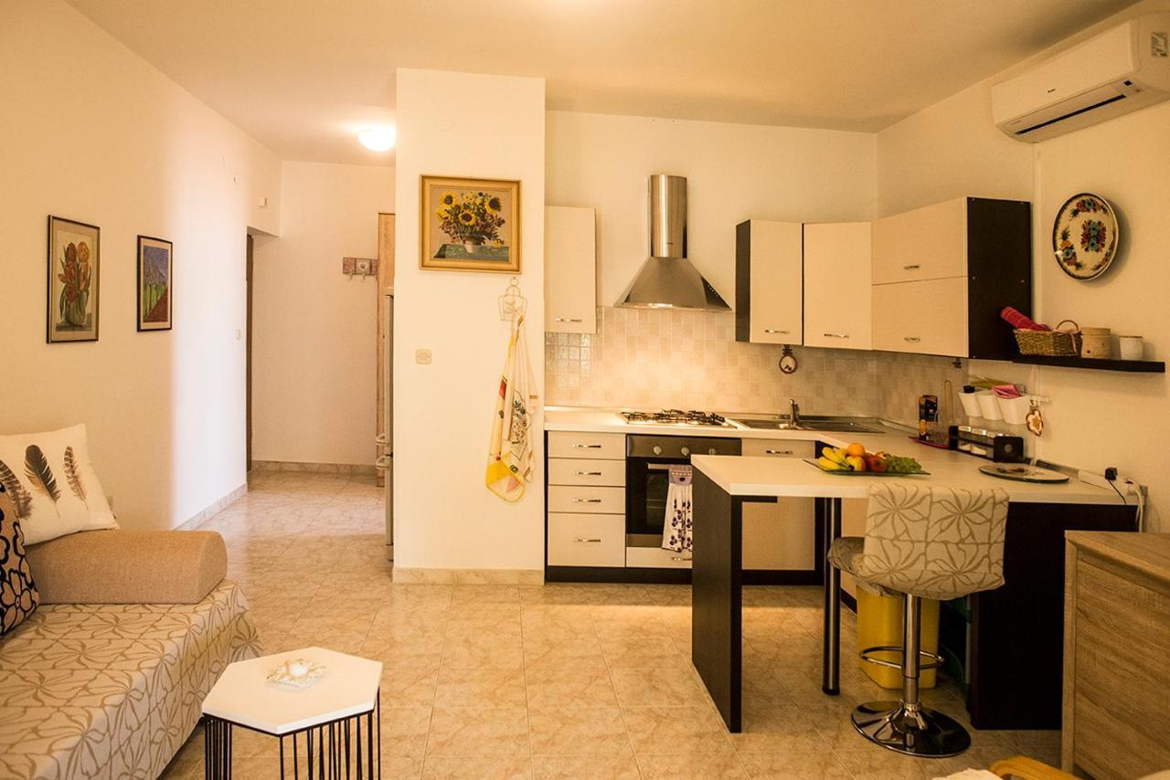 Apartment Lori Fažana Dış mekan fotoğraf