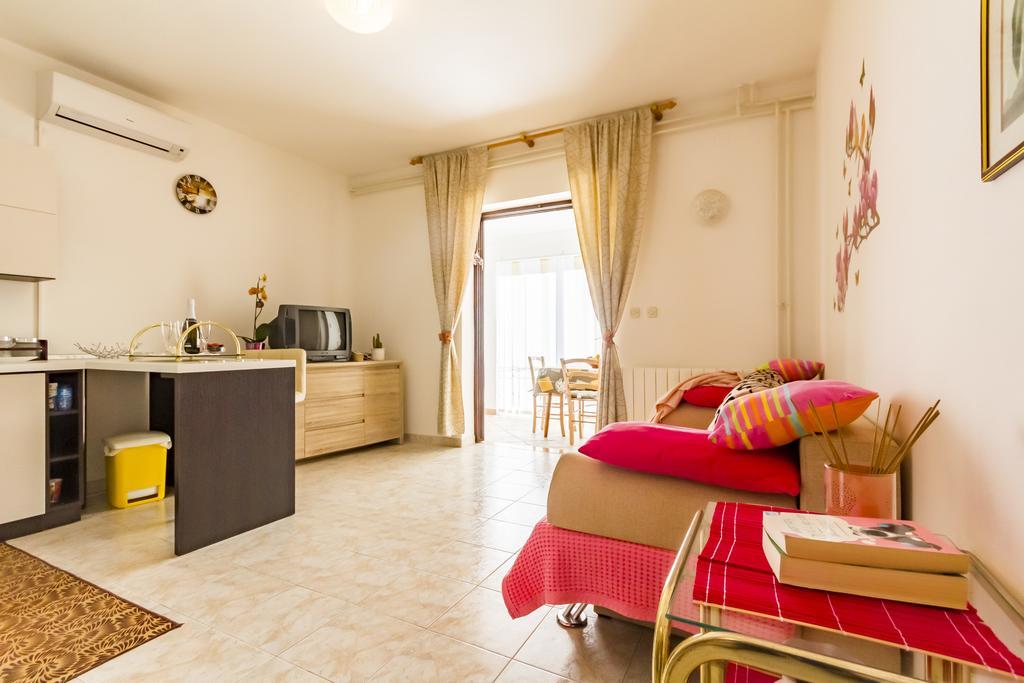 Apartment Lori Fažana Dış mekan fotoğraf