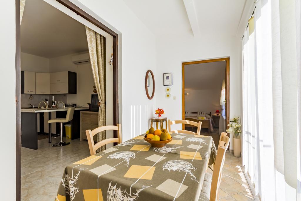 Apartment Lori Fažana Dış mekan fotoğraf